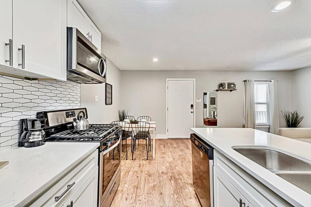 New - Near Deep Ellum + Downtown Dallas Flat Exterior photo